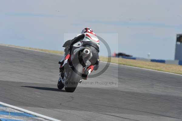 Motorcycle action photographs;Trackday digital images;donington;donington park leicestershire;donington photographs;event digital images;eventdigitalimages;no limits trackday;peter wileman photography;trackday;trackday photos