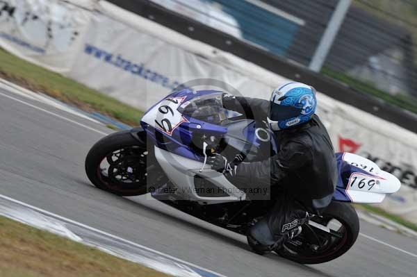 Motorcycle action photographs;Trackday digital images;donington;donington park leicestershire;donington photographs;event digital images;eventdigitalimages;no limits trackday;peter wileman photography;trackday;trackday photos