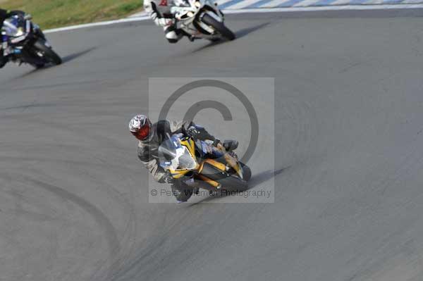 Motorcycle action photographs;Trackday digital images;donington;donington park leicestershire;donington photographs;event digital images;eventdigitalimages;no limits trackday;peter wileman photography;trackday;trackday photos