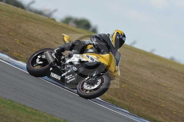 Motorcycle action photographs;Trackday digital images;donington;donington park leicestershire;donington photographs;event digital images;eventdigitalimages;no limits trackday;peter wileman photography;trackday;trackday photos