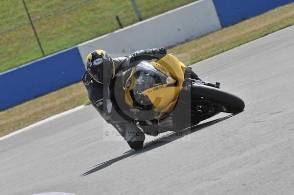 Motorcycle action photographs;Trackday digital images;donington;donington park leicestershire;donington photographs;event digital images;eventdigitalimages;no limits trackday;peter wileman photography;trackday;trackday photos