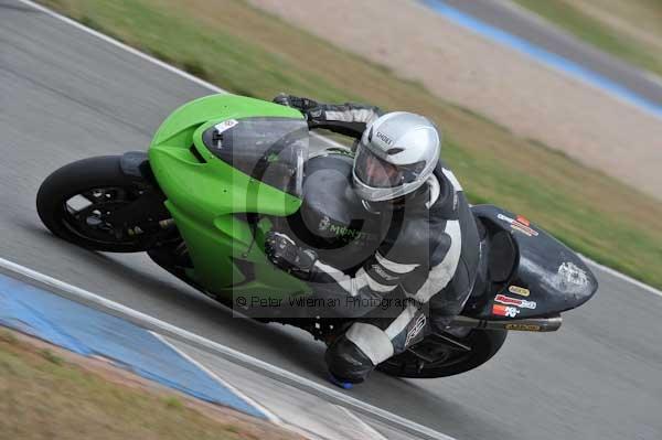 Motorcycle action photographs;Trackday digital images;donington;donington park leicestershire;donington photographs;event digital images;eventdigitalimages;no limits trackday;peter wileman photography;trackday;trackday photos