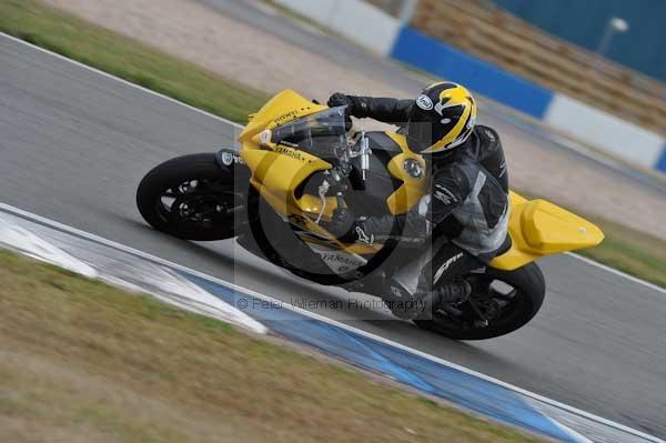 Motorcycle action photographs;Trackday digital images;donington;donington park leicestershire;donington photographs;event digital images;eventdigitalimages;no limits trackday;peter wileman photography;trackday;trackday photos