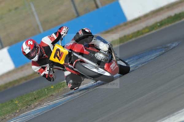 Motorcycle action photographs;Trackday digital images;donington;donington park leicestershire;donington photographs;event digital images;eventdigitalimages;no limits trackday;peter wileman photography;trackday;trackday photos