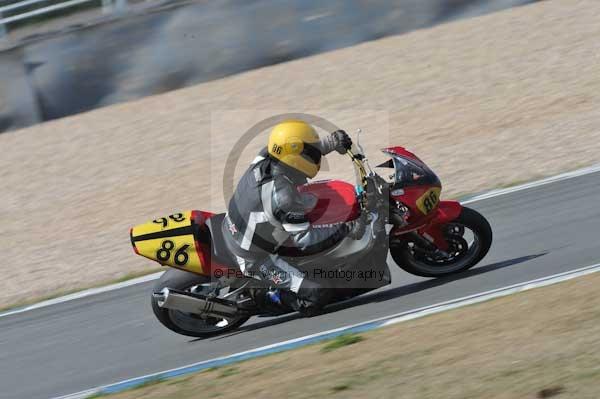 Motorcycle action photographs;Trackday digital images;donington;donington park leicestershire;donington photographs;event digital images;eventdigitalimages;no limits trackday;peter wileman photography;trackday;trackday photos