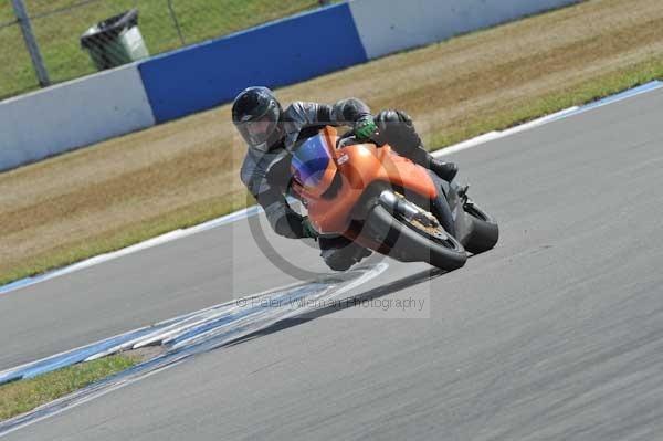 Motorcycle action photographs;Trackday digital images;donington;donington park leicestershire;donington photographs;event digital images;eventdigitalimages;no limits trackday;peter wileman photography;trackday;trackday photos