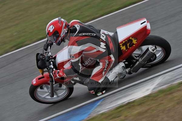 Motorcycle action photographs;Trackday digital images;donington;donington park leicestershire;donington photographs;event digital images;eventdigitalimages;no limits trackday;peter wileman photography;trackday;trackday photos