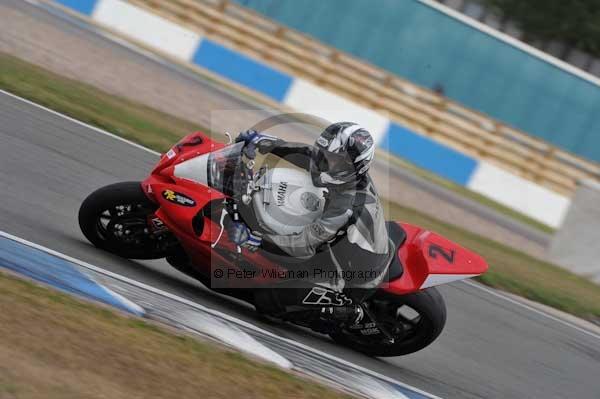 Motorcycle action photographs;Trackday digital images;donington;donington park leicestershire;donington photographs;event digital images;eventdigitalimages;no limits trackday;peter wileman photography;trackday;trackday photos