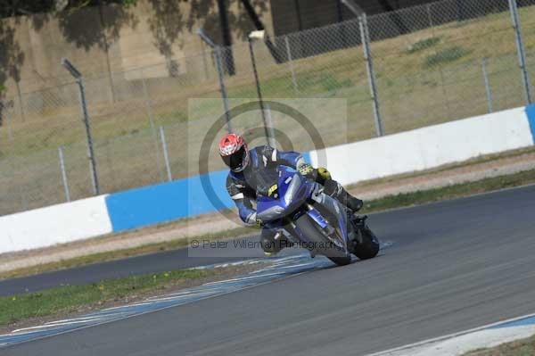 Motorcycle action photographs;Trackday digital images;donington;donington park leicestershire;donington photographs;event digital images;eventdigitalimages;no limits trackday;peter wileman photography;trackday;trackday photos