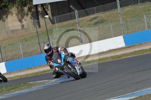 Motorcycle action photographs;Trackday digital images;donington;donington park leicestershire;donington photographs;event digital images;eventdigitalimages;no limits trackday;peter wileman photography;trackday;trackday photos