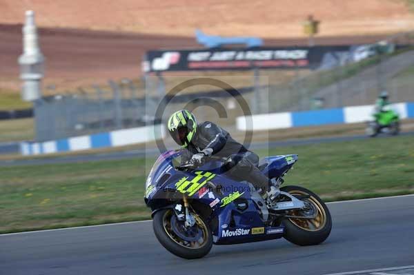 Motorcycle action photographs;Trackday digital images;donington;donington park leicestershire;donington photographs;event digital images;eventdigitalimages;no limits trackday;peter wileman photography;trackday;trackday photos