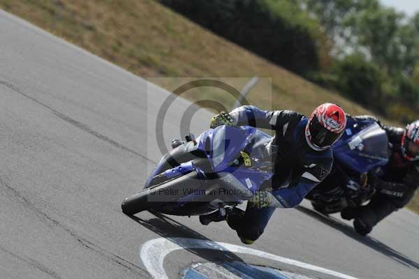 Motorcycle action photographs;Trackday digital images;donington;donington park leicestershire;donington photographs;event digital images;eventdigitalimages;no limits trackday;peter wileman photography;trackday;trackday photos