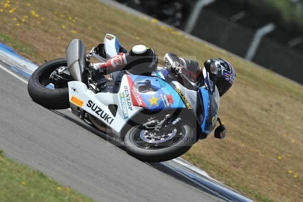 Motorcycle action photographs;Trackday digital images;donington;donington park leicestershire;donington photographs;event digital images;eventdigitalimages;no limits trackday;peter wileman photography;trackday;trackday photos