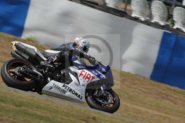 Motorcycle action photographs;Trackday digital images;donington;donington park leicestershire;donington photographs;event digital images;eventdigitalimages;no limits trackday;peter wileman photography;trackday;trackday photos