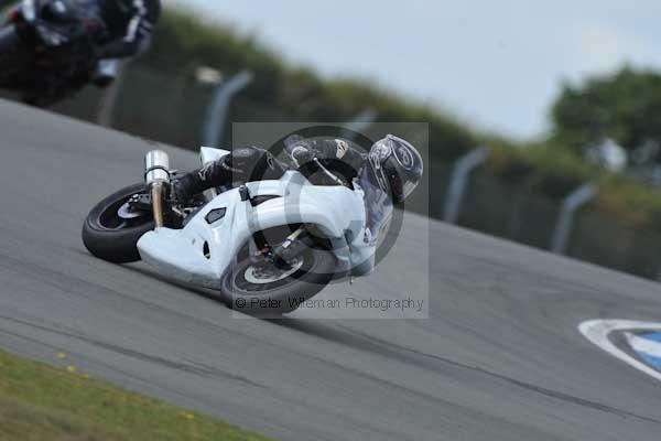 Motorcycle action photographs;Trackday digital images;donington;donington park leicestershire;donington photographs;event digital images;eventdigitalimages;no limits trackday;peter wileman photography;trackday;trackday photos