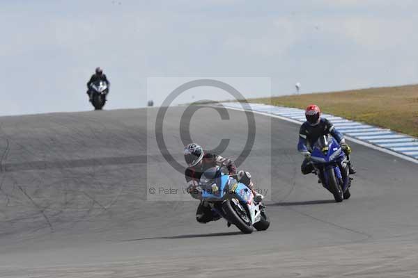 Motorcycle action photographs;Trackday digital images;donington;donington park leicestershire;donington photographs;event digital images;eventdigitalimages;no limits trackday;peter wileman photography;trackday;trackday photos