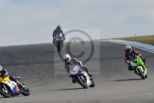 Motorcycle action photographs;Trackday digital images;donington;donington park leicestershire;donington photographs;event digital images;eventdigitalimages;no limits trackday;peter wileman photography;trackday;trackday photos