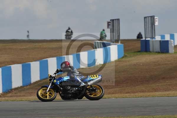 Motorcycle action photographs;Trackday digital images;donington;donington park leicestershire;donington photographs;event digital images;eventdigitalimages;no limits trackday;peter wileman photography;trackday;trackday photos