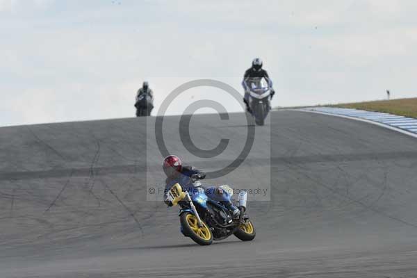 Motorcycle action photographs;Trackday digital images;donington;donington park leicestershire;donington photographs;event digital images;eventdigitalimages;no limits trackday;peter wileman photography;trackday;trackday photos