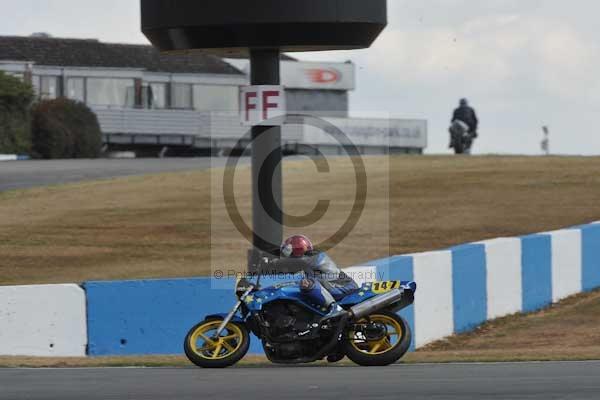 Motorcycle action photographs;Trackday digital images;donington;donington park leicestershire;donington photographs;event digital images;eventdigitalimages;no limits trackday;peter wileman photography;trackday;trackday photos