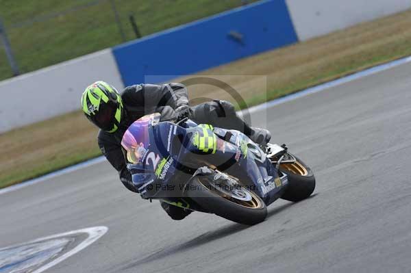 Motorcycle action photographs;Trackday digital images;donington;donington park leicestershire;donington photographs;event digital images;eventdigitalimages;no limits trackday;peter wileman photography;trackday;trackday photos