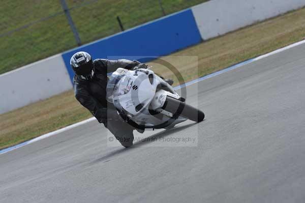 Motorcycle action photographs;Trackday digital images;donington;donington park leicestershire;donington photographs;event digital images;eventdigitalimages;no limits trackday;peter wileman photography;trackday;trackday photos