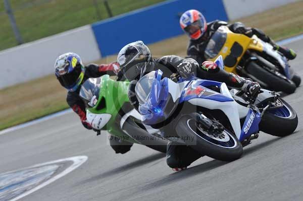 Motorcycle action photographs;Trackday digital images;donington;donington park leicestershire;donington photographs;event digital images;eventdigitalimages;no limits trackday;peter wileman photography;trackday;trackday photos