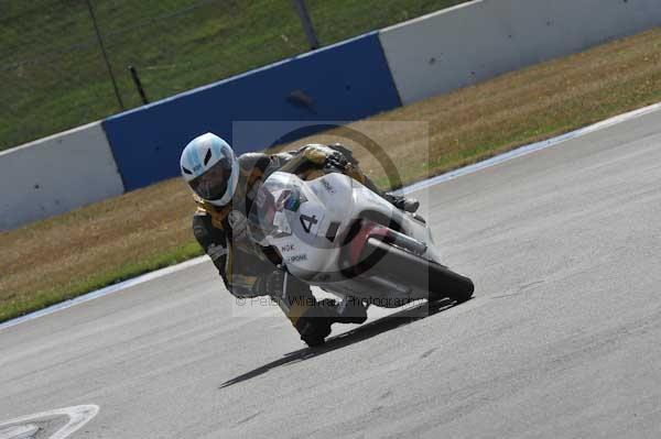 Motorcycle action photographs;Trackday digital images;donington;donington park leicestershire;donington photographs;event digital images;eventdigitalimages;no limits trackday;peter wileman photography;trackday;trackday photos