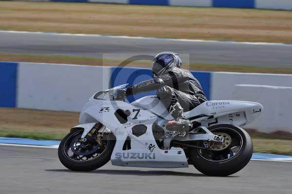 Motorcycle action photographs;Trackday digital images;donington;donington park leicestershire;donington photographs;event digital images;eventdigitalimages;no limits trackday;peter wileman photography;trackday;trackday photos