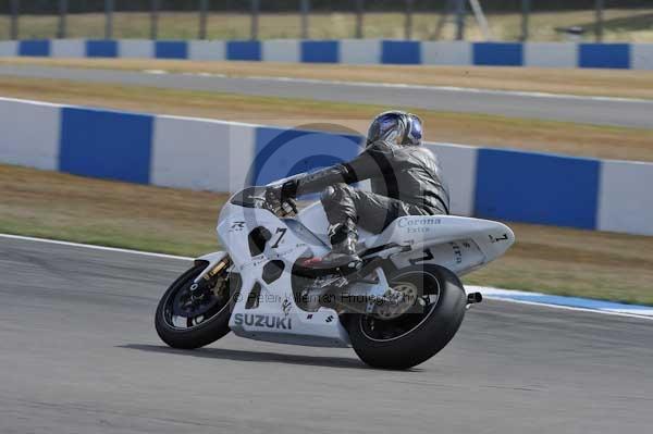 Motorcycle action photographs;Trackday digital images;donington;donington park leicestershire;donington photographs;event digital images;eventdigitalimages;no limits trackday;peter wileman photography;trackday;trackday photos