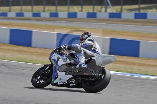 Motorcycle action photographs;Trackday digital images;donington;donington park leicestershire;donington photographs;event digital images;eventdigitalimages;no limits trackday;peter wileman photography;trackday;trackday photos