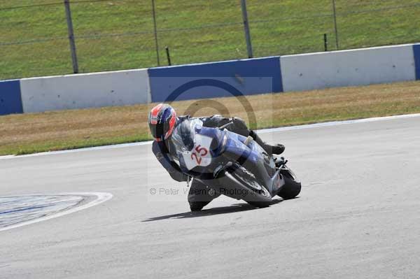 Motorcycle action photographs;Trackday digital images;donington;donington park leicestershire;donington photographs;event digital images;eventdigitalimages;no limits trackday;peter wileman photography;trackday;trackday photos