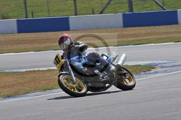 Motorcycle action photographs;Trackday digital images;donington;donington park leicestershire;donington photographs;event digital images;eventdigitalimages;no limits trackday;peter wileman photography;trackday;trackday photos