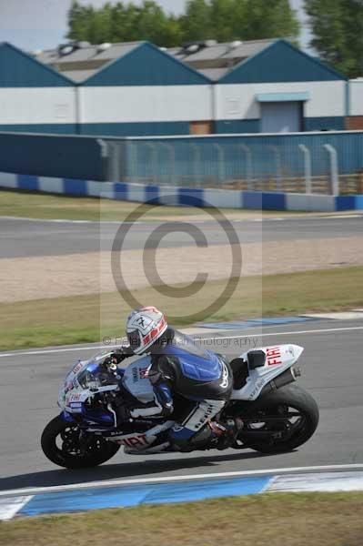 Motorcycle action photographs;Trackday digital images;donington;donington park leicestershire;donington photographs;event digital images;eventdigitalimages;no limits trackday;peter wileman photography;trackday;trackday photos