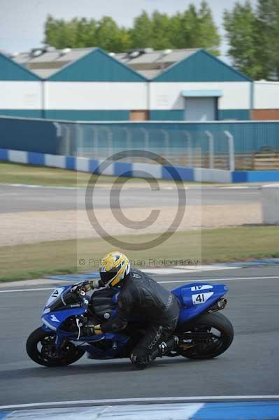 Motorcycle action photographs;Trackday digital images;donington;donington park leicestershire;donington photographs;event digital images;eventdigitalimages;no limits trackday;peter wileman photography;trackday;trackday photos