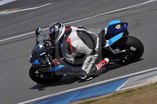 Motorcycle action photographs;Trackday digital images;donington;donington park leicestershire;donington photographs;event digital images;eventdigitalimages;no limits trackday;peter wileman photography;trackday;trackday photos