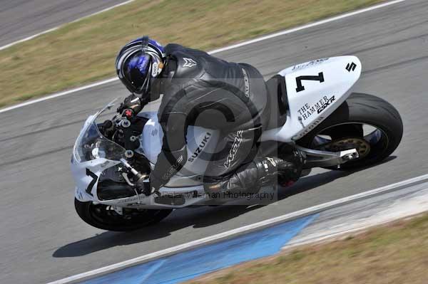 Motorcycle action photographs;Trackday digital images;donington;donington park leicestershire;donington photographs;event digital images;eventdigitalimages;no limits trackday;peter wileman photography;trackday;trackday photos