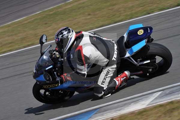 Motorcycle action photographs;Trackday digital images;donington;donington park leicestershire;donington photographs;event digital images;eventdigitalimages;no limits trackday;peter wileman photography;trackday;trackday photos