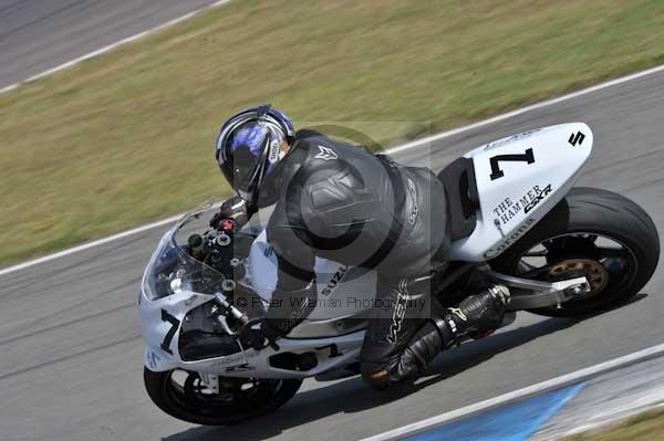 Motorcycle action photographs;Trackday digital images;donington;donington park leicestershire;donington photographs;event digital images;eventdigitalimages;no limits trackday;peter wileman photography;trackday;trackday photos