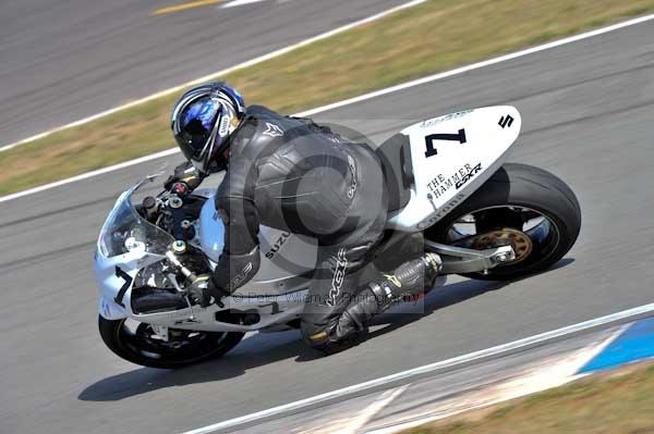 Motorcycle action photographs;Trackday digital images;donington;donington park leicestershire;donington photographs;event digital images;eventdigitalimages;no limits trackday;peter wileman photography;trackday;trackday photos