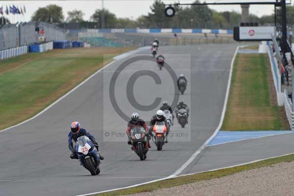 Motorcycle action photographs;Trackday digital images;donington;donington park leicestershire;donington photographs;event digital images;eventdigitalimages;no limits trackday;peter wileman photography;trackday;trackday photos