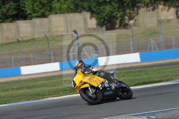 Motorcycle action photographs;Trackday digital images;donington;donington park leicestershire;donington photographs;event digital images;eventdigitalimages;no limits trackday;peter wileman photography;trackday;trackday photos