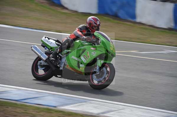 Motorcycle action photographs;Trackday digital images;donington;donington park leicestershire;donington photographs;event digital images;eventdigitalimages;no limits trackday;peter wileman photography;trackday;trackday photos