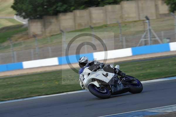 Motorcycle action photographs;Trackday digital images;donington;donington park leicestershire;donington photographs;event digital images;eventdigitalimages;no limits trackday;peter wileman photography;trackday;trackday photos