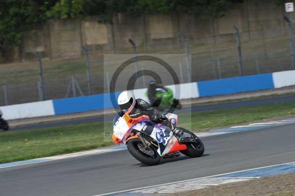 Motorcycle action photographs;Trackday digital images;donington;donington park leicestershire;donington photographs;event digital images;eventdigitalimages;no limits trackday;peter wileman photography;trackday;trackday photos