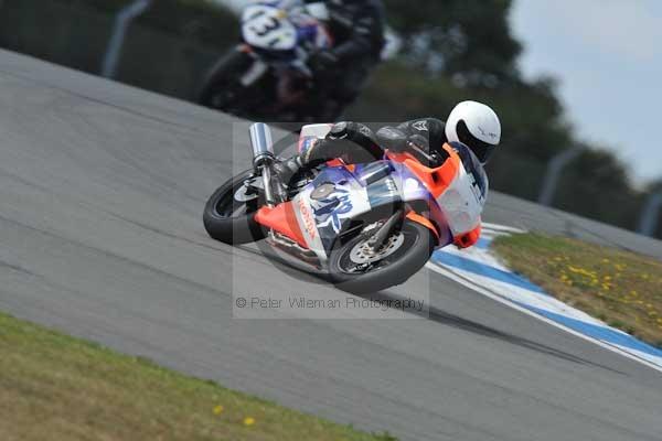 Motorcycle action photographs;Trackday digital images;donington;donington park leicestershire;donington photographs;event digital images;eventdigitalimages;no limits trackday;peter wileman photography;trackday;trackday photos