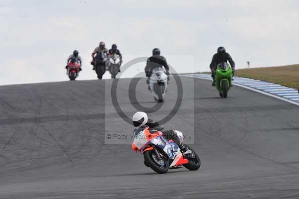 Motorcycle action photographs;Trackday digital images;donington;donington park leicestershire;donington photographs;event digital images;eventdigitalimages;no limits trackday;peter wileman photography;trackday;trackday photos