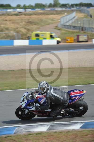 Motorcycle action photographs;Trackday digital images;donington;donington park leicestershire;donington photographs;event digital images;eventdigitalimages;no limits trackday;peter wileman photography;trackday;trackday photos