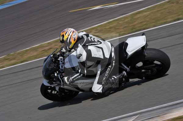 Motorcycle action photographs;Trackday digital images;donington;donington park leicestershire;donington photographs;event digital images;eventdigitalimages;no limits trackday;peter wileman photography;trackday;trackday photos