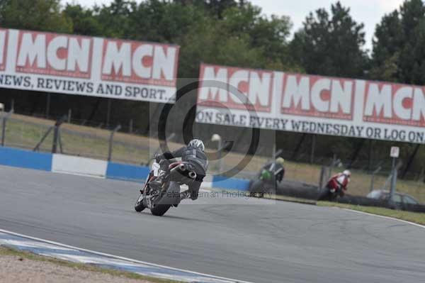 Motorcycle action photographs;Trackday digital images;donington;donington park leicestershire;donington photographs;event digital images;eventdigitalimages;no limits trackday;peter wileman photography;trackday;trackday photos